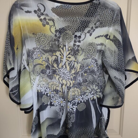 Butterfly Blouse Yellow Black & White Size Small by CATO - Picture 2 of 4